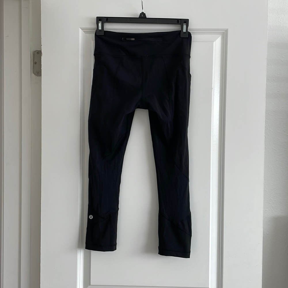 Lululemon crop pants size 4